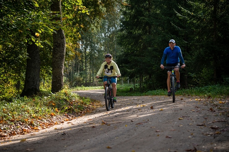 Smiltenes novadā tūrisma sezona izskan ar velobraucienu «Ieriteņo rudenī». Foto: Agnis Melderis 291775