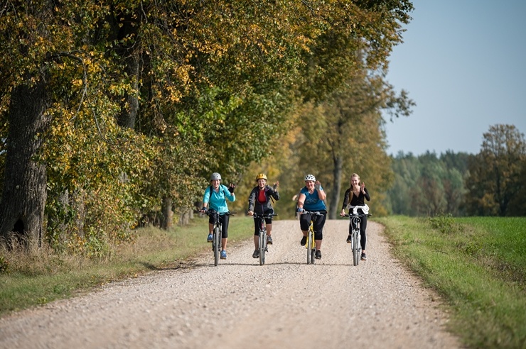 Smiltenes novadā tūrisma sezona izskan ar velobraucienu «Ieriteņo rudenī». Foto: Agnis Melderis 291789