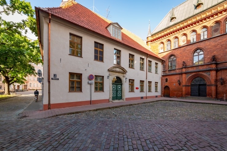 Rīgas vēstures un kuģniecības muzeja fasādes restaurācijas darbi - pirms un pēc 291832
