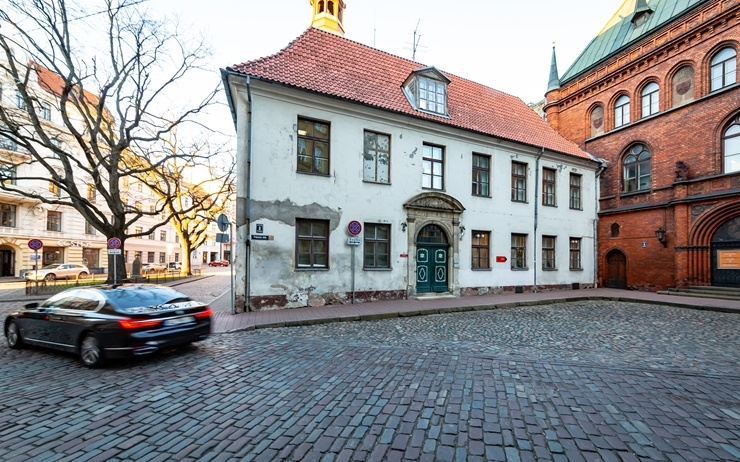 Rīgas vēstures un kuģniecības muzeja fasādes restaurācijas darbi - pirms un pēc 291833