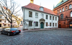 Rīgas vēstures un kuģniecības muzeja fasādes restaurācijas darbi - pirms un pēc 2