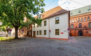 Rīgas vēstures un kuģniecības muzeja fasādes restaurācijas darbi - pirms un pēc 10