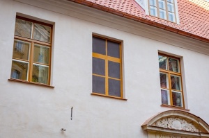 Rīgas vēstures un kuģniecības muzeja fasādes restaurācijas darbi - pirms un pēc 14