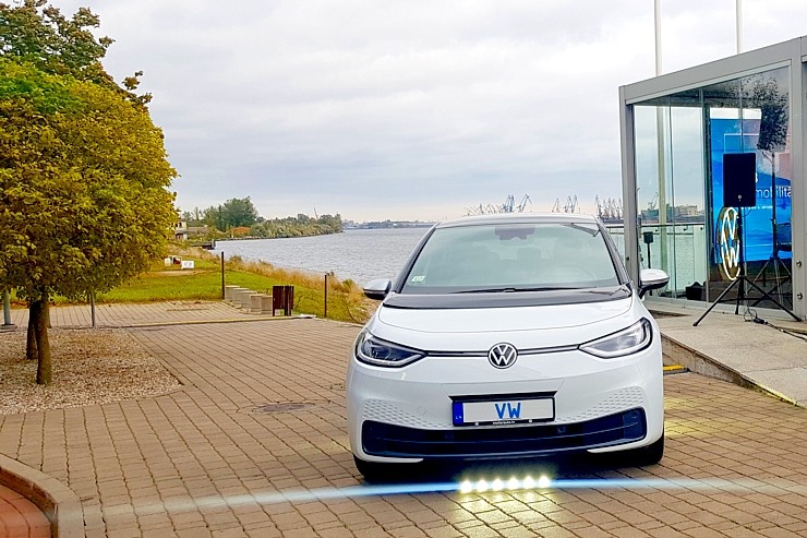 «Volkswagen Latvija» Pārdaugavas restorānā «Osta» saturīgi prezentē jauno «VW ID.3» Foto: 
Samsung Galaxy Note 8 292165