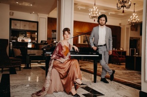 Katrīna Gupalo un Andrejs Osokins viesnīcā «Grand Hotel Kempinski Riga» izveidojuši jaunu koncertstāstu ciklu «Ceļojums». Foto: Aksels Zirnis 1