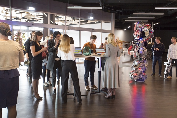 Rīgā 8.10.2020 oficiāli atklāj Baltijā lielāko konferenču centru «ATTA centre». Foto: Aļona Sauskāja Rīgā 8.10.2020 oficiāli atklāj Baltijā lielāko konferenču centru «ATTA centre». Foto: Aļona Sauskāja 292292