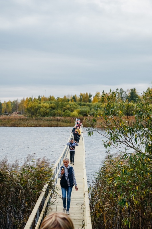 Viļakā svinīgi atklāj garāko pontonu tiltu Latvijā 293055