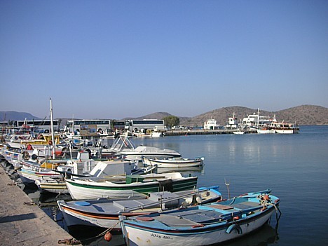Osta, no kurienes kursē arī kuģīši uz Spinalongas cietoksni 15706
