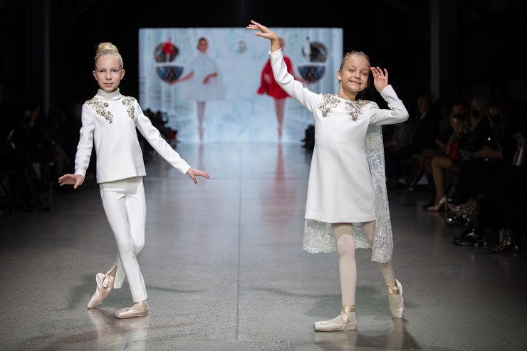 Rīgas modes nedēļa «Riga Fashion Week» piedāvā bērnu apģērbu kolekciju BARONESSA 293438