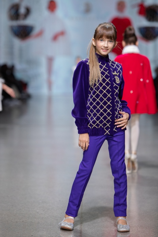 Rīgas modes nedēļa «Riga Fashion Week» piedāvā bērnu apģērbu kolekciju BARONESSA 293440