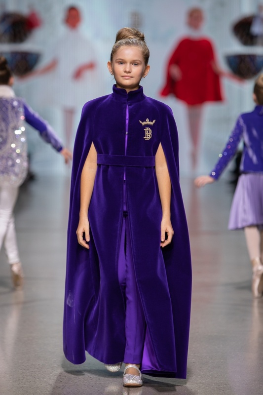 Rīgas modes nedēļa «Riga Fashion Week» piedāvā bērnu apģērbu kolekciju BARONESSA 293446