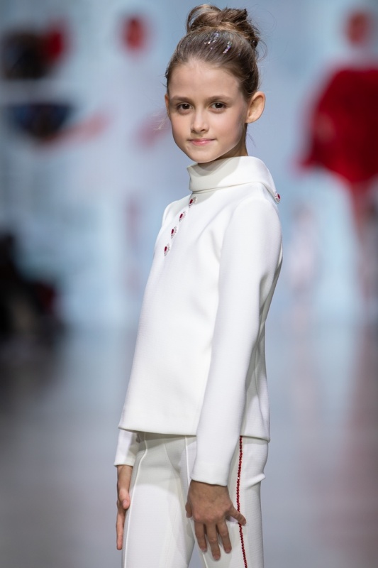 Rīgas modes nedēļa «Riga Fashion Week» piedāvā bērnu apģērbu kolekciju BARONESSA 293455