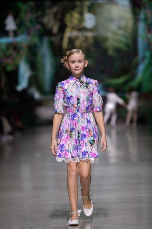 Rīgas modes nedēļa «Riga Fashion Week» piedāvā bērnu apģērbu kolekciju BARONESSA 293462