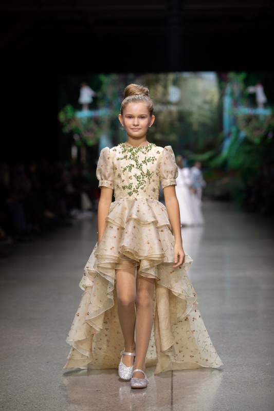 Rīgas modes nedēļa «Riga Fashion Week» piedāvā bērnu apģērbu kolekciju BARONESSA 293465