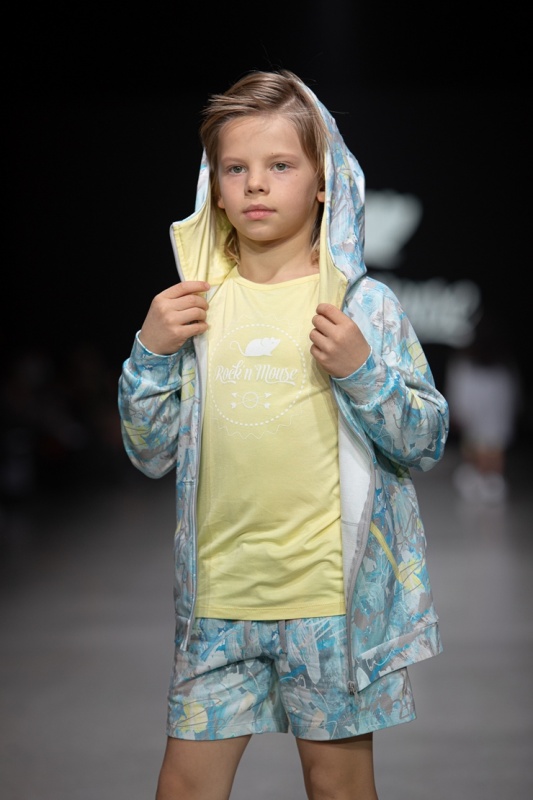 Rīgas modes nedēļa «Riga Fashion Week» piedāvā bērnu apģērbu kolekciju ROCK&MOUSE. Foto: Mark Litvyakov 293689