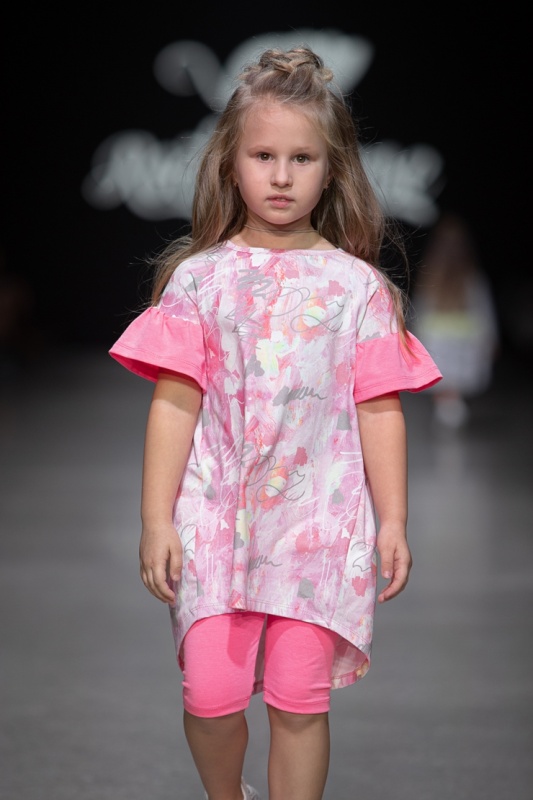 Rīgas modes nedēļa «Riga Fashion Week» piedāvā bērnu apģērbu kolekciju ROCK&MOUSE. Foto: Mark Litvyakov 293698
