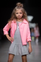Rīgas modes nedēļa «Riga Fashion Week» piedāvā bērnu apģērbu kolekciju ROCK&MOUSE. Foto: Mark Litvyakov 13