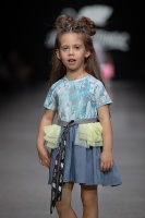 Rīgas modes nedēļa «Riga Fashion Week» piedāvā bērnu apģērbu kolekciju ROCK&MOUSE. Foto: Mark Litvyakov 22