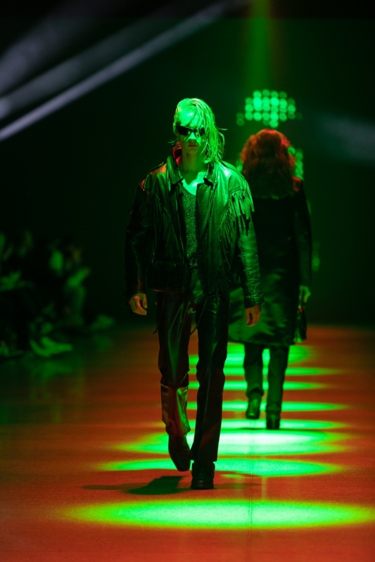 Rīgas modes nedēļa «Riga Fashion Week» piedāvā apģērbu kolekciju VOLGA VINTAGE 293806