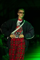 Rīgas modes nedēļa «Riga Fashion Week» piedāvā apģērbu kolekciju VOLGA VINTAGE 10