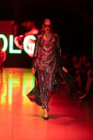 Rīgas modes nedēļa «Riga Fashion Week» piedāvā apģērbu kolekciju VOLGA VINTAGE 11
