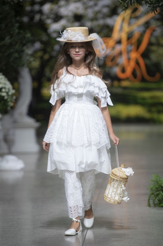 Rīgas modes nedēļa «Riga Fashion Week» piedāvā bērnu apģērbu kolekciju ARISTOCRAT KIDS 293823