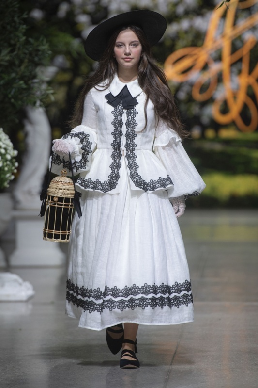 Rīgas modes nedēļa «Riga Fashion Week» piedāvā bērnu apģērbu kolekciju ARISTOCRAT KIDS 293824