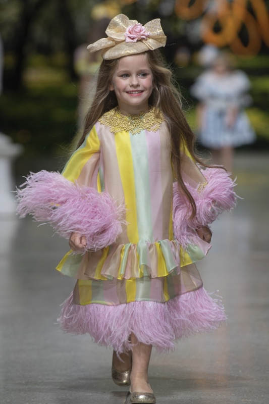 Rīgas modes nedēļa «Riga Fashion Week» piedāvā bērnu apģērbu kolekciju ARISTOCRAT KIDS 293834