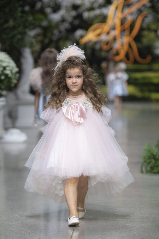 Rīgas modes nedēļa «Riga Fashion Week» piedāvā bērnu apģērbu kolekciju ARISTOCRAT KIDS 293837