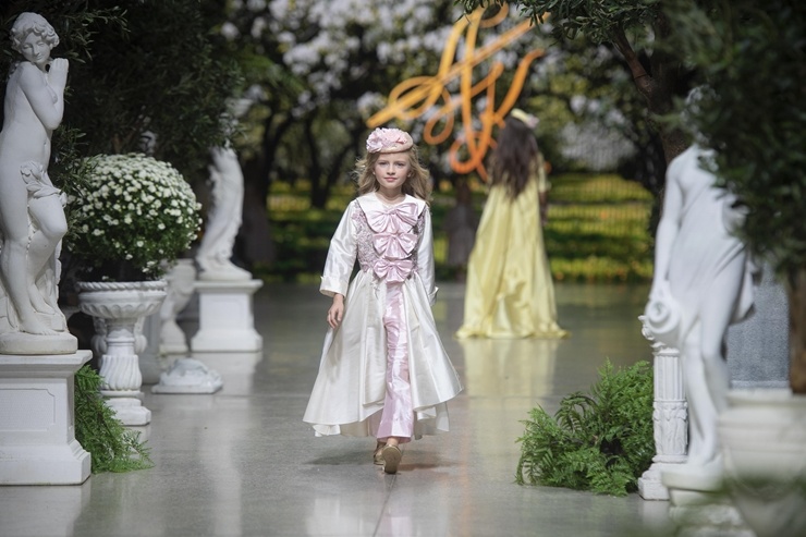 Rīgas modes nedēļa «Riga Fashion Week» piedāvā bērnu apģērbu kolekciju ARISTOCRAT KIDS 293842