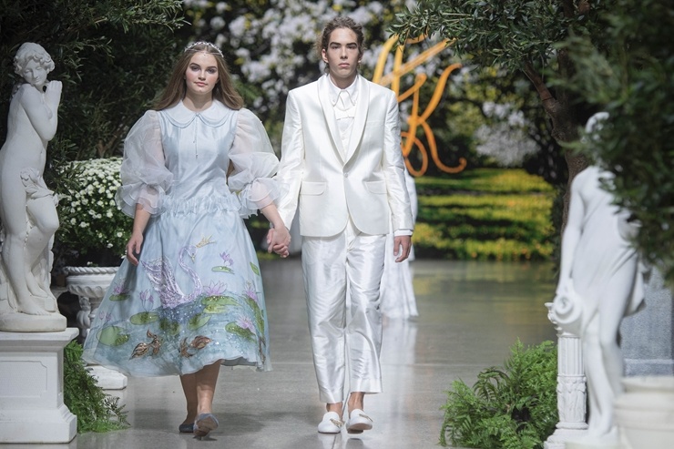 Rīgas modes nedēļa «Riga Fashion Week» piedāvā bērnu apģērbu kolekciju ARISTOCRAT KIDS 293849