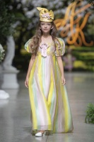 Rīgas modes nedēļa «Riga Fashion Week» piedāvā bērnu apģērbu kolekciju ARISTOCRAT KIDS 25