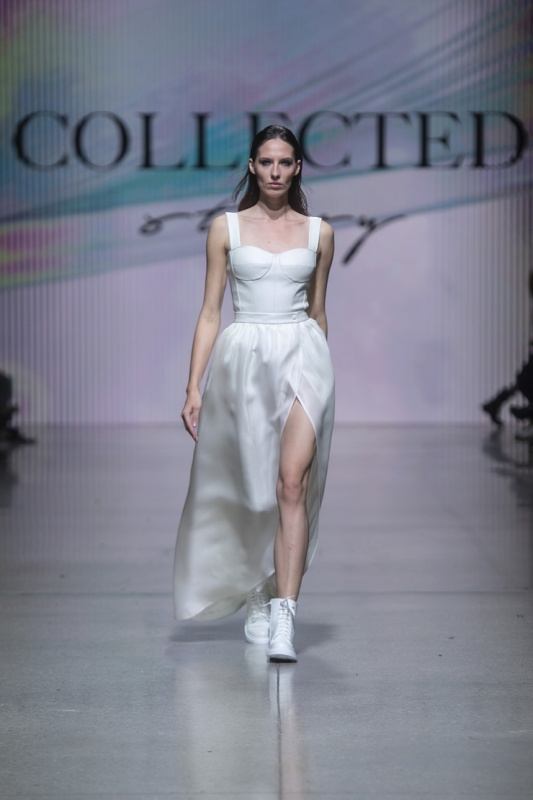 Rīgas modes nedēļa «Riga Fashion Week» piedāvā apģērbu kolekciju COLLECTED STORY 293888
