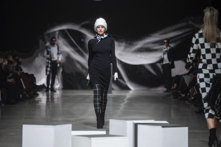 Rīgas modes nedēļa «Riga Fashion Week» piedāvā apģērbu kolekciju CINNAMON CONCEPT 293902