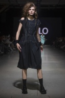 Rīgas modes nedēļa «Riga Fashion Week» piedāvā apģērbu kolekciju NOLO 6