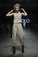 Rīgas modes nedēļa «Riga Fashion Week» piedāvā apģērbu kolekciju NOLO 44
