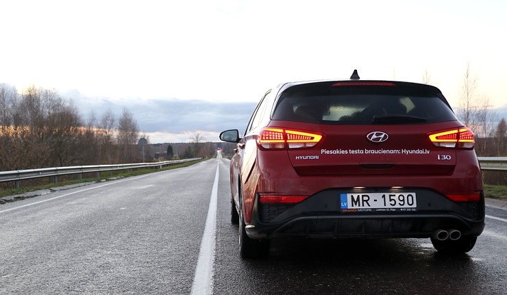 Travelnews.lv ar jauno Dievidkorejas golfa klases spēkratu  - «Hyundai i30» apceļo Latgali 294141