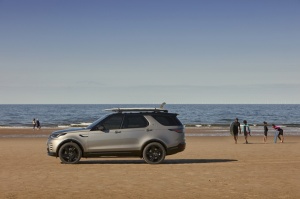 Jaunais «Land Rover Discovery» ir daudzu autoceļotāju sapnis ar leģendāru zīmolu 28
