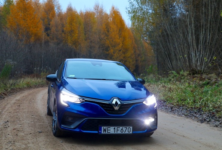 Travelnews.lv apceļo Latviju ar jauno «Renault Clio E-TECH 140 HYBRID» 294536