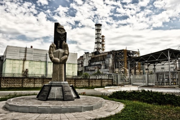 26. aprīlis vēsturē: Notiek Černobiļas AES kodolka