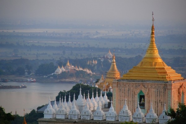 26. marts vēsturē: Mjanmā tiek pārcelta galvaspilsēta