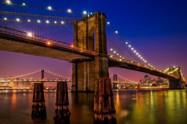24. maijs vēsturē: Atklāj slaveno Bruklinas tiltu