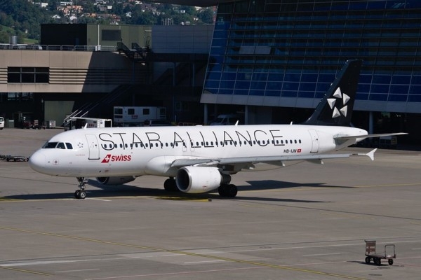 14. maijs vēsturē: Piecas lidsabiedrības izveido «Star Alliance»