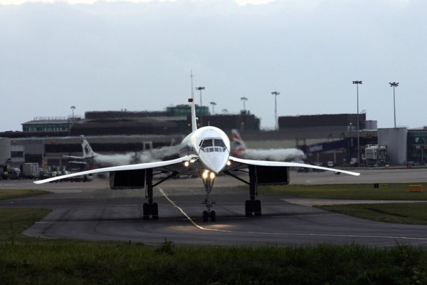 26. novembris vēsturē: «Concorde» dodas pēdējā lidojumā