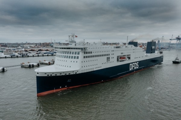 Maršrutā Lietuva – Zviedrija sāk kursēt DFDS lielākais kravas un pasažieru prāmis