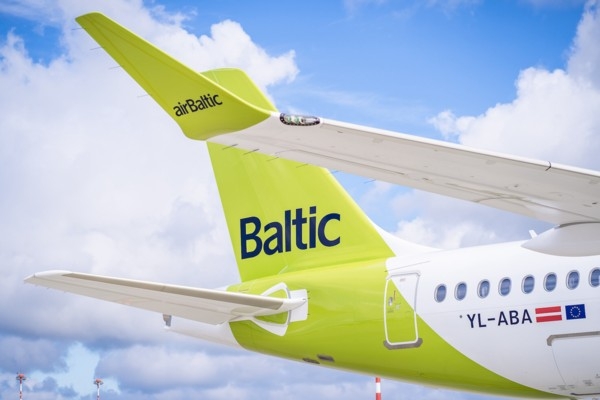 «airBaltic» pasažieru skaits aprīlī pieaug četras reizes