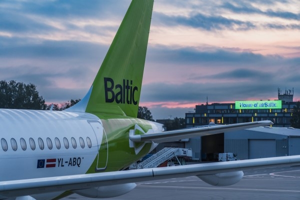 «airBaltic» saņem 44. «Airbus A220-300»