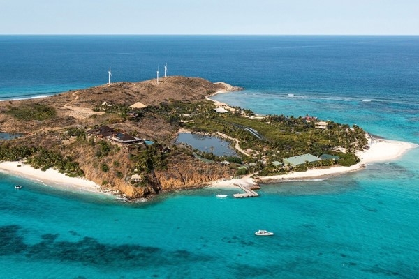 Miljardieris Brensons piedāvā savu privāto salu ekskluzīvām brīvdienām