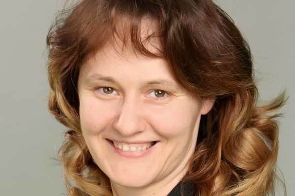 Ilze Jeļinska: Ja ir vēlēšanās, latviešu valodu var apgūt arī 70 gadu vecumā 