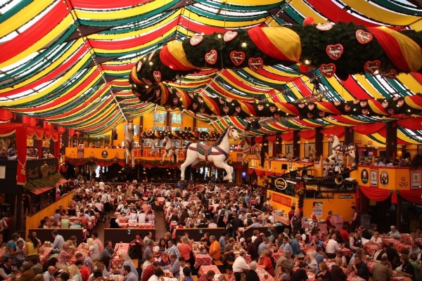 Vācijas «Oktoberfest» pagarina svētkus par divām dienām